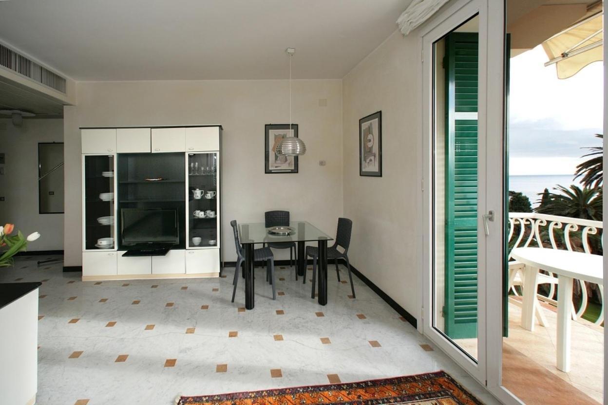 Savoia Apartments Генуа Екстериор снимка